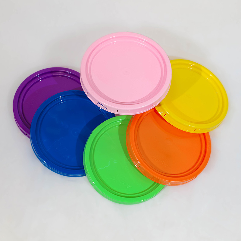 4.25 and 5 gallon lids multicolor